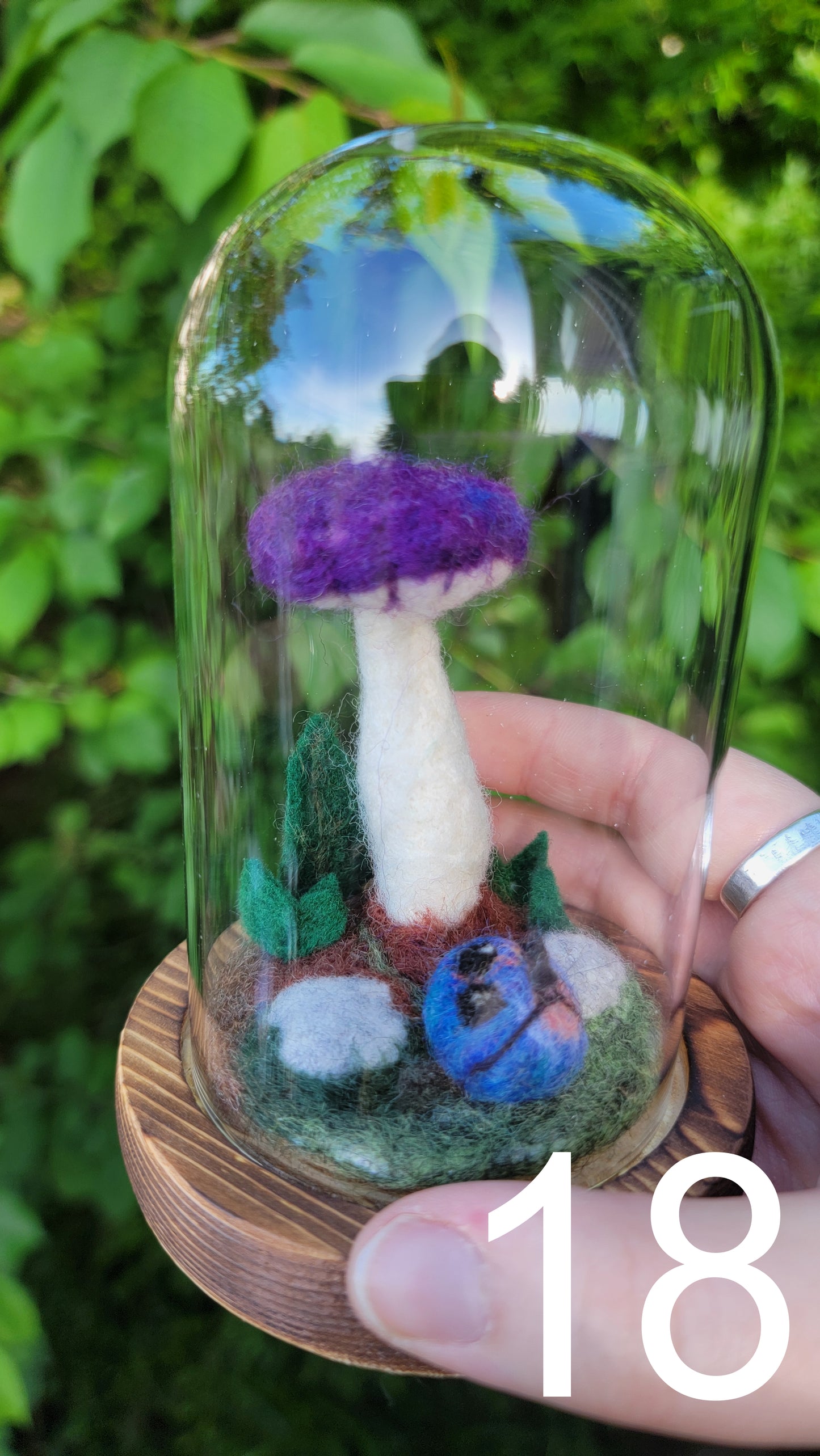 Cupid felt terrariums