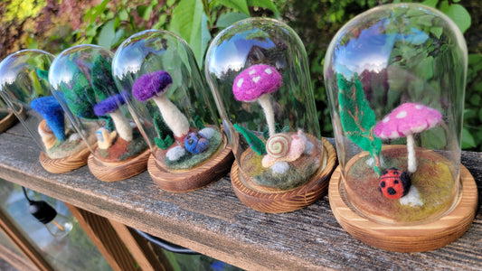 Cupid felt terrariums